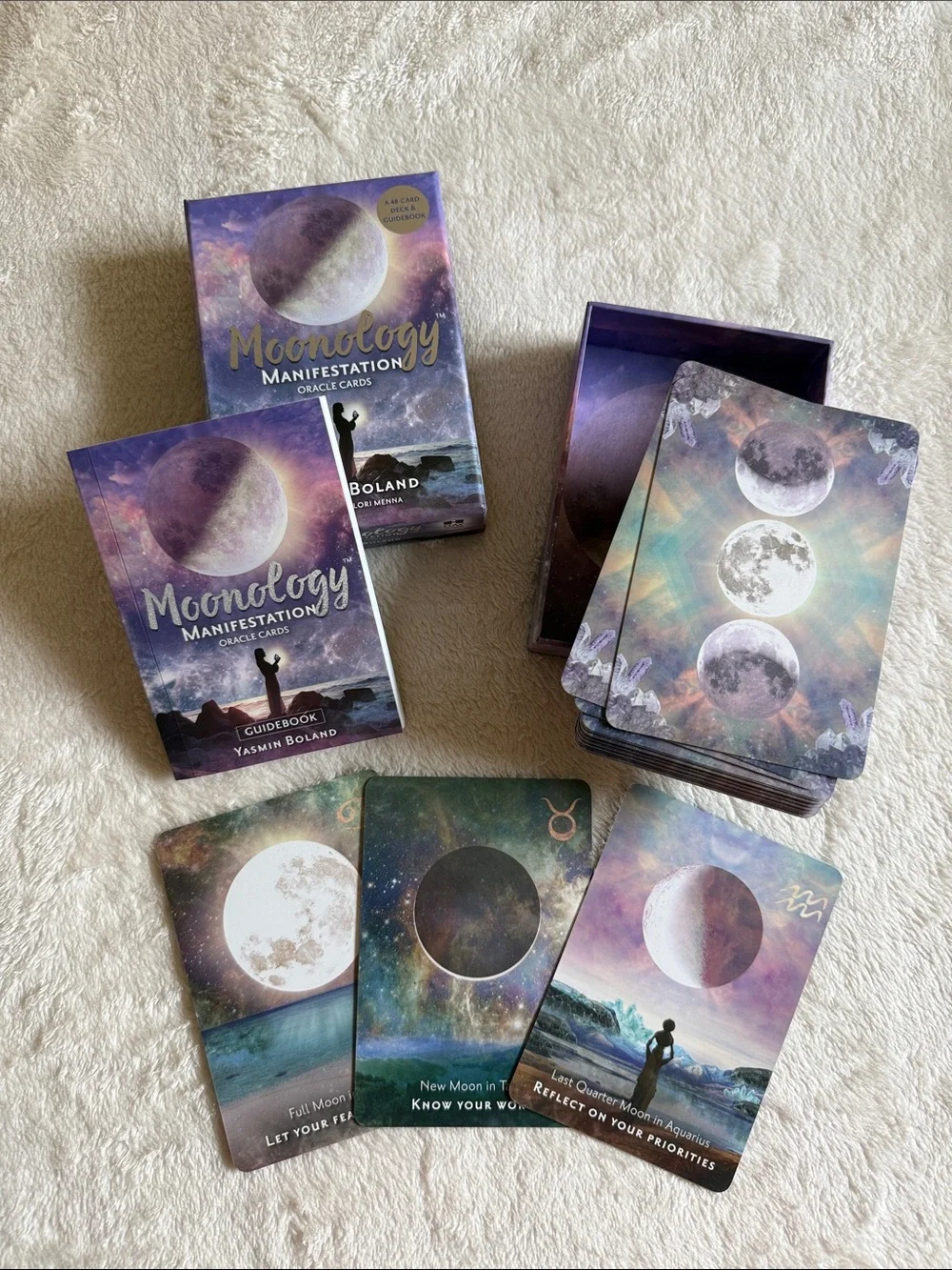 Moonology Manifestation Oracle Cards by - Purple Moon Deck